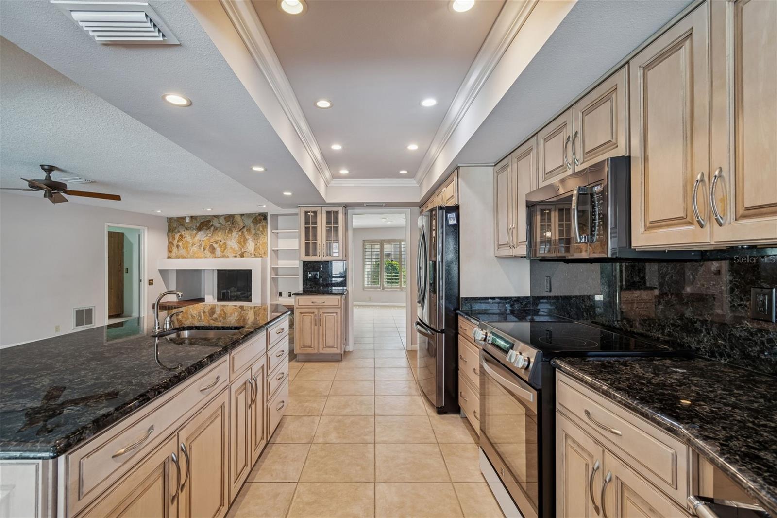 Image 12 of 78 For 4304 Saltwater Boulevard A