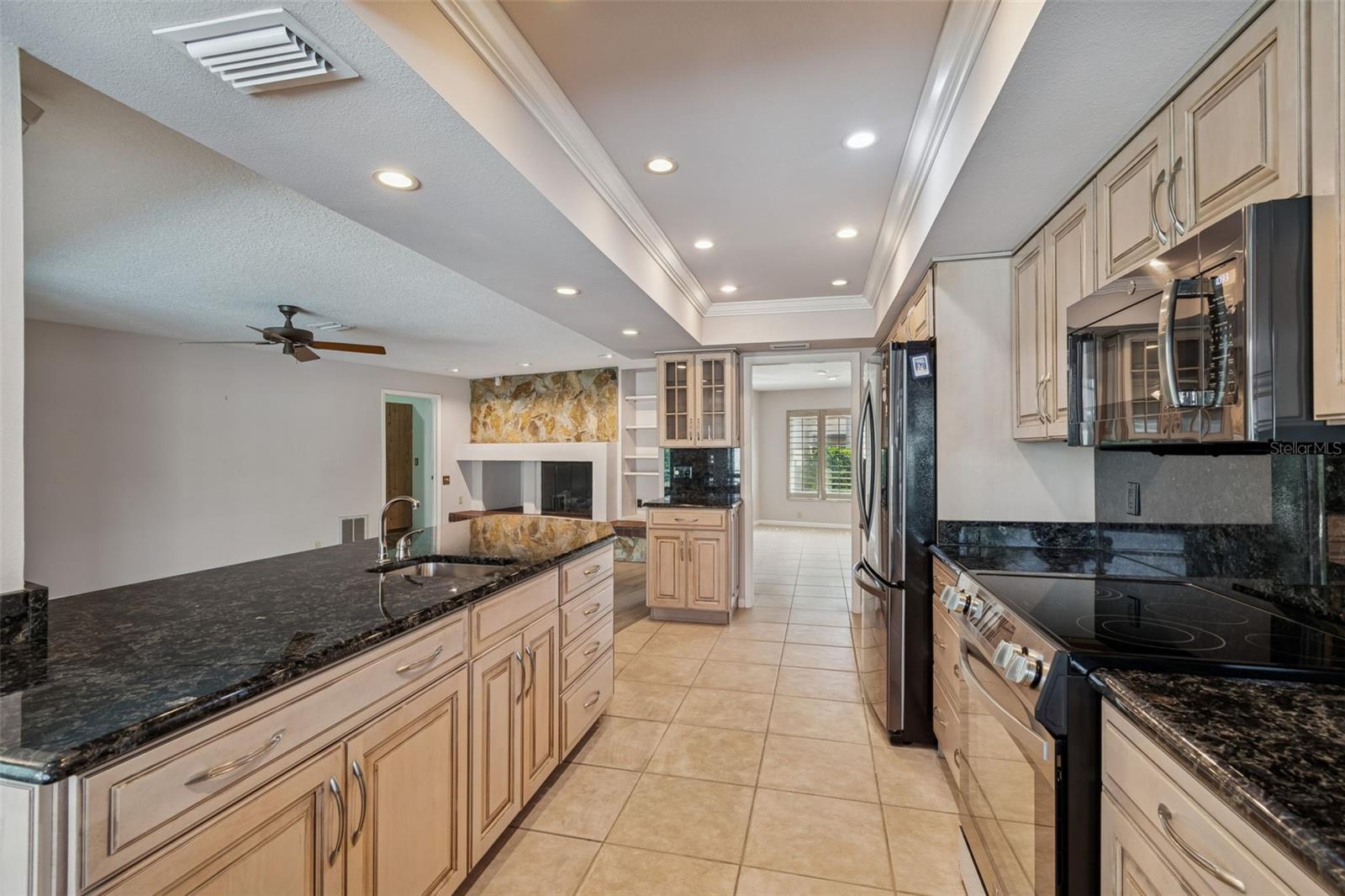 Image 17 of 78 For 4304 Saltwater Boulevard A