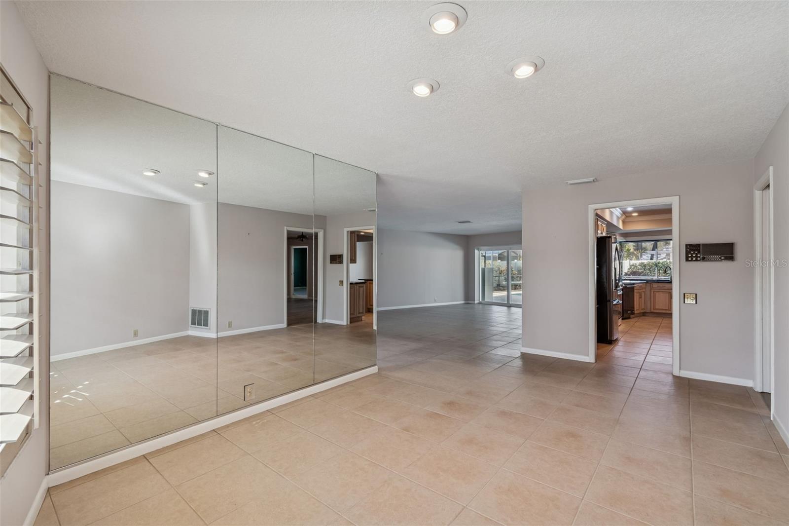 Image 26 of 78 For 4304 Saltwater Boulevard A