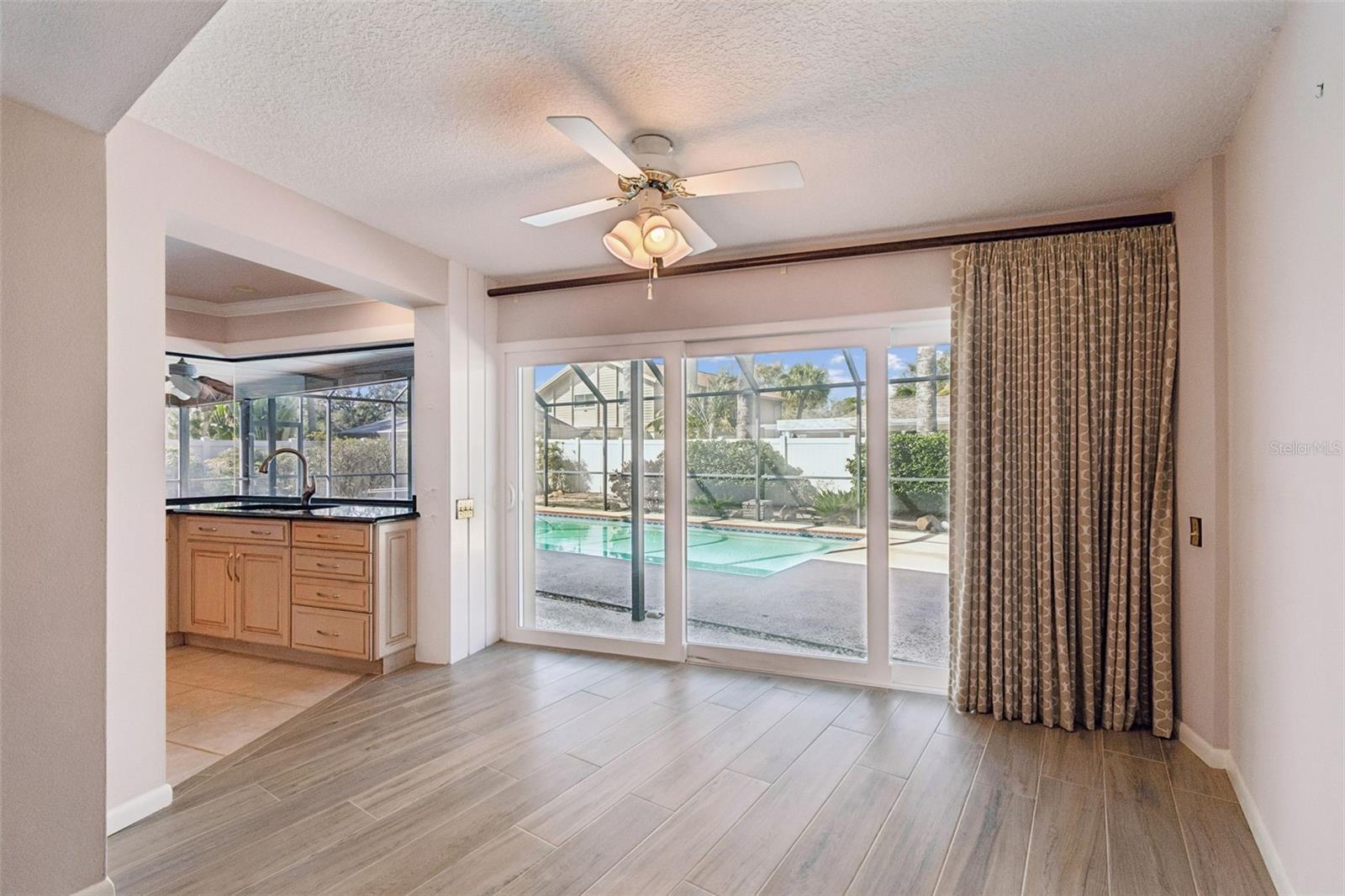 Image 33 of 78 For 4304 Saltwater Boulevard A