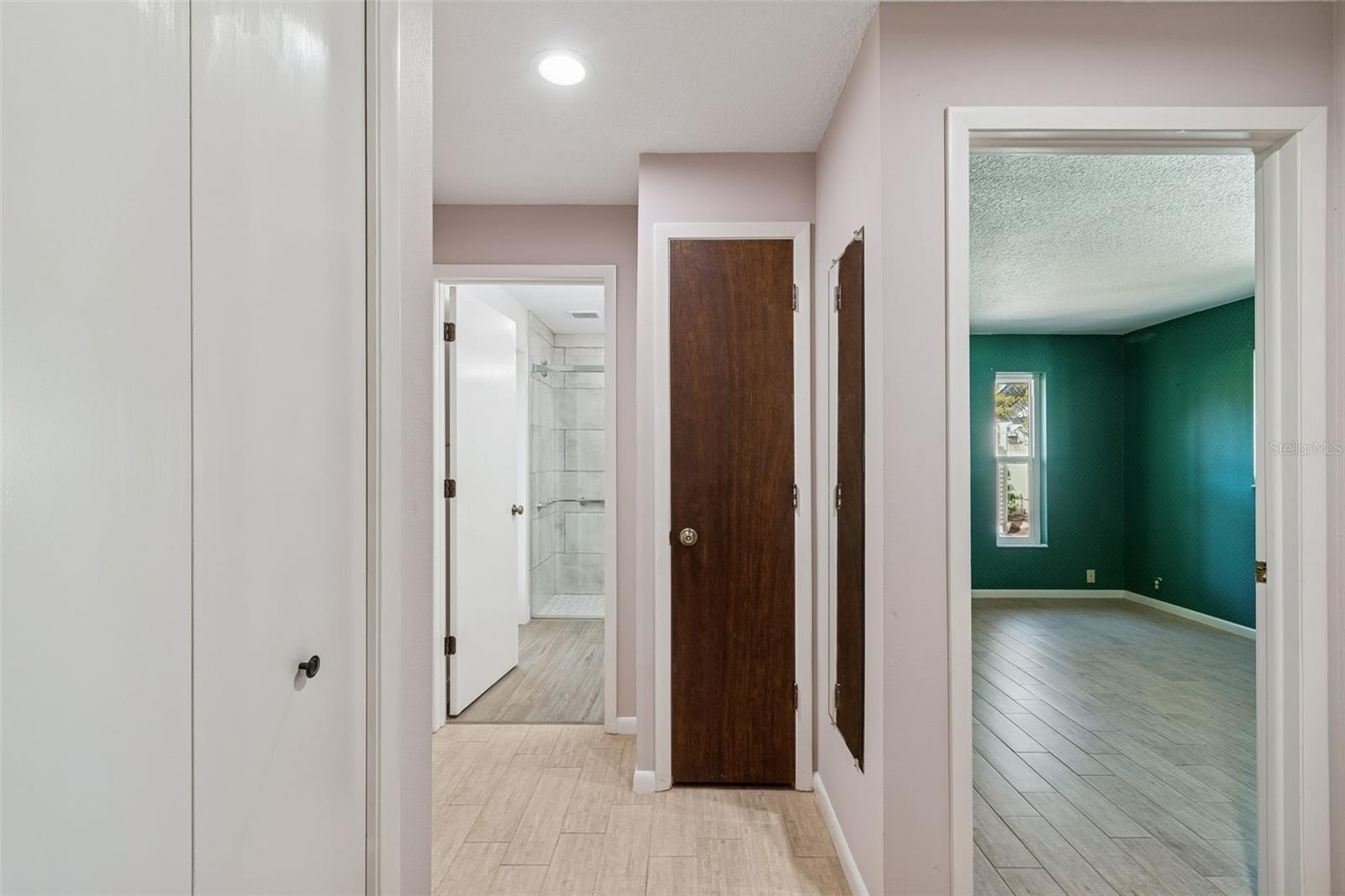 Image 41 of 78 For 4304 Saltwater Boulevard A