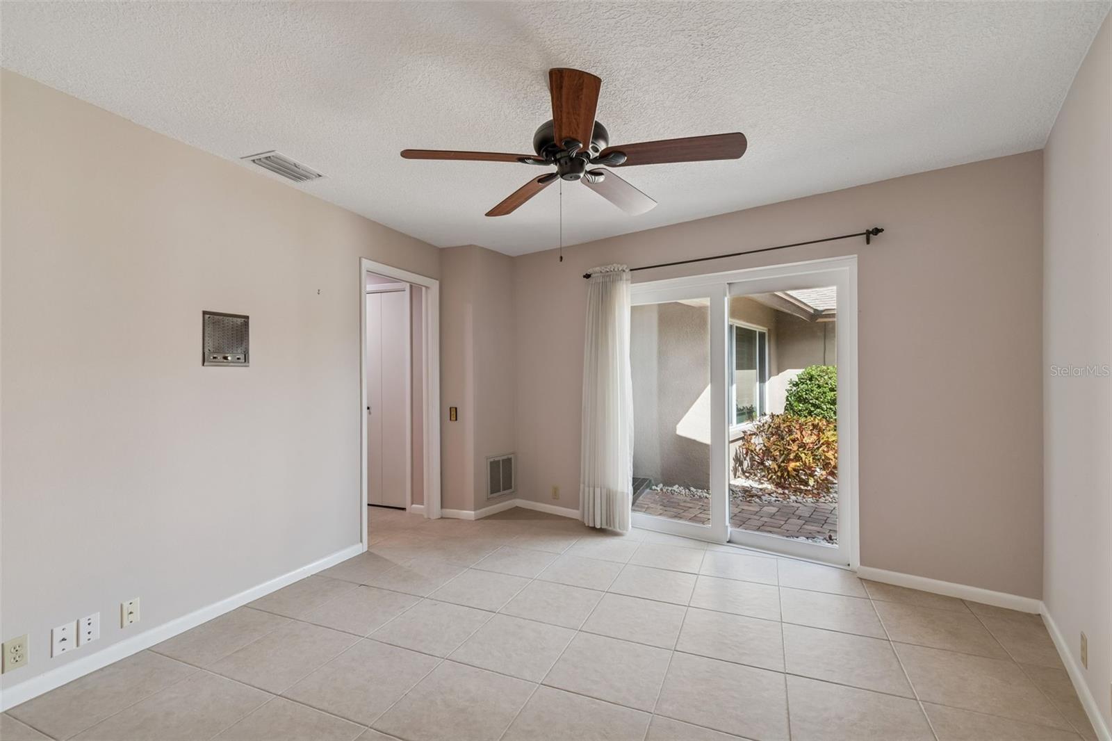 Image 52 of 78 For 4304 Saltwater Boulevard A