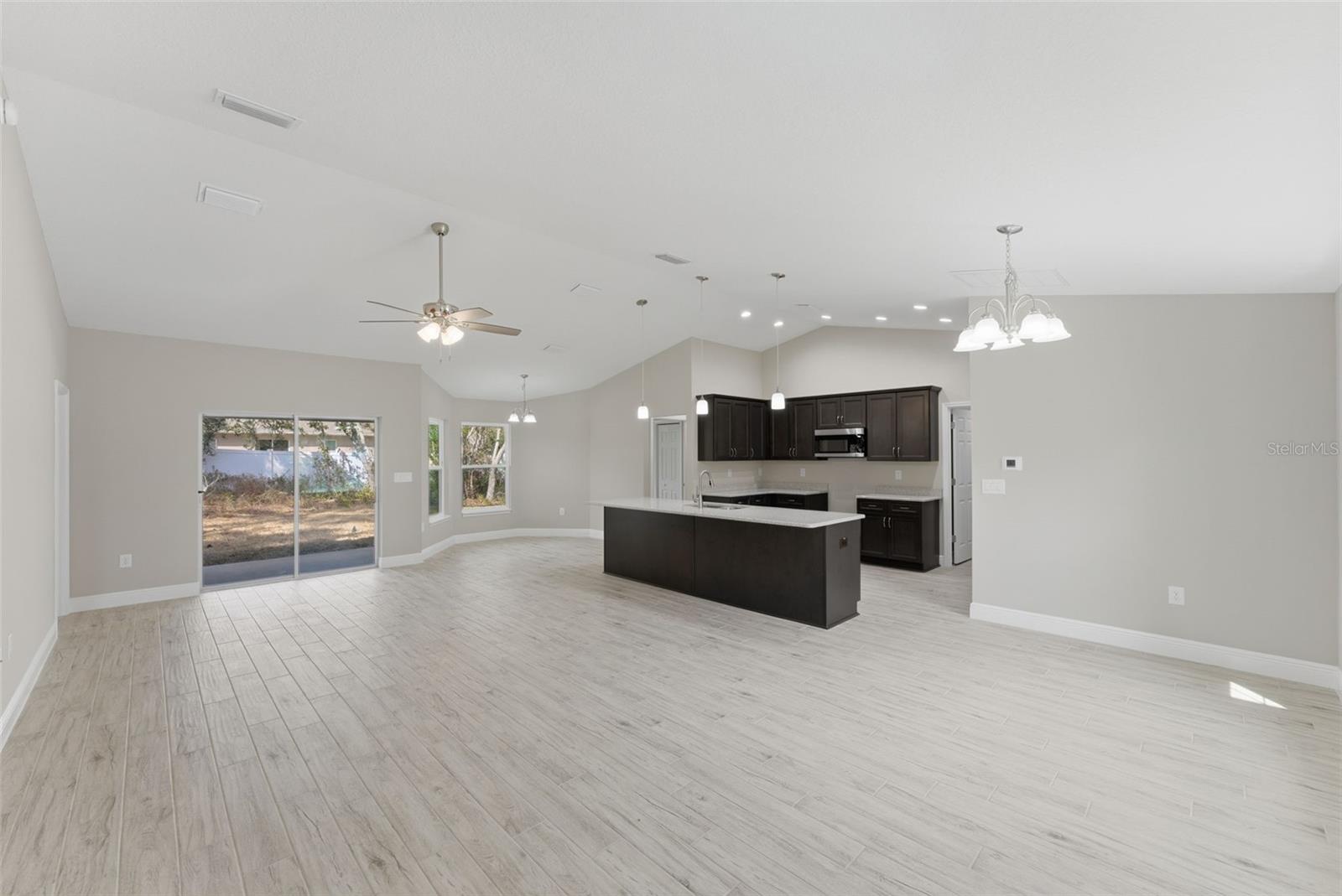 Image 12 of 63 For 3115 Fairbank Drive