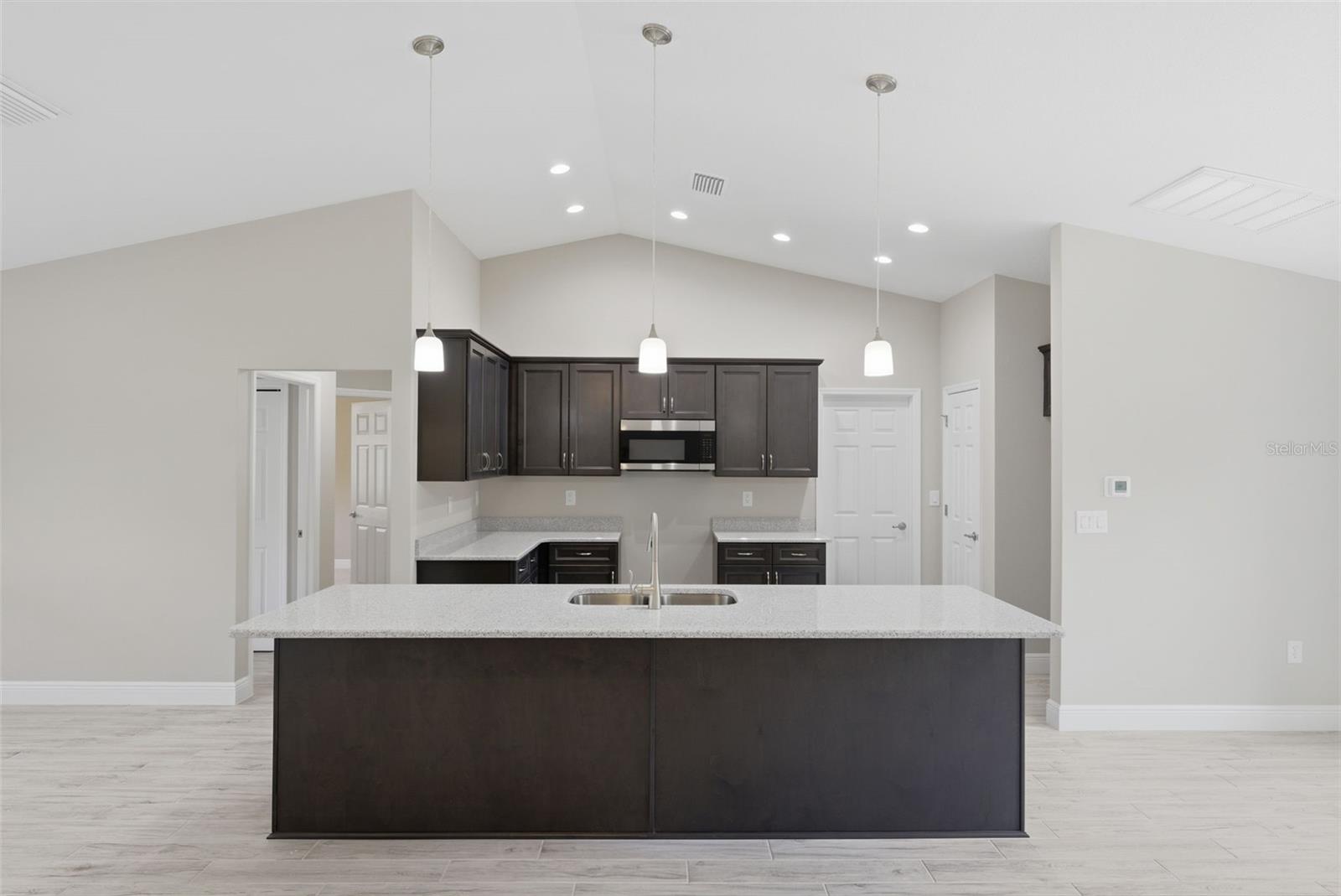 Image 15 of 63 For 3115 Fairbank Drive