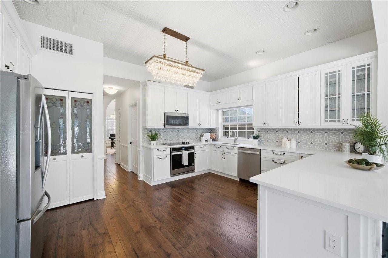 Image 32 of 90 For 3049 Geiger Court