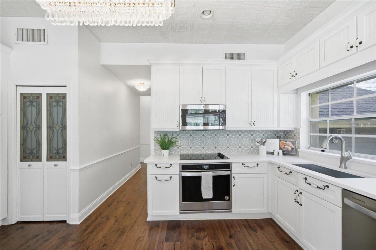 Image 34 of 90 For 3049 Geiger Court