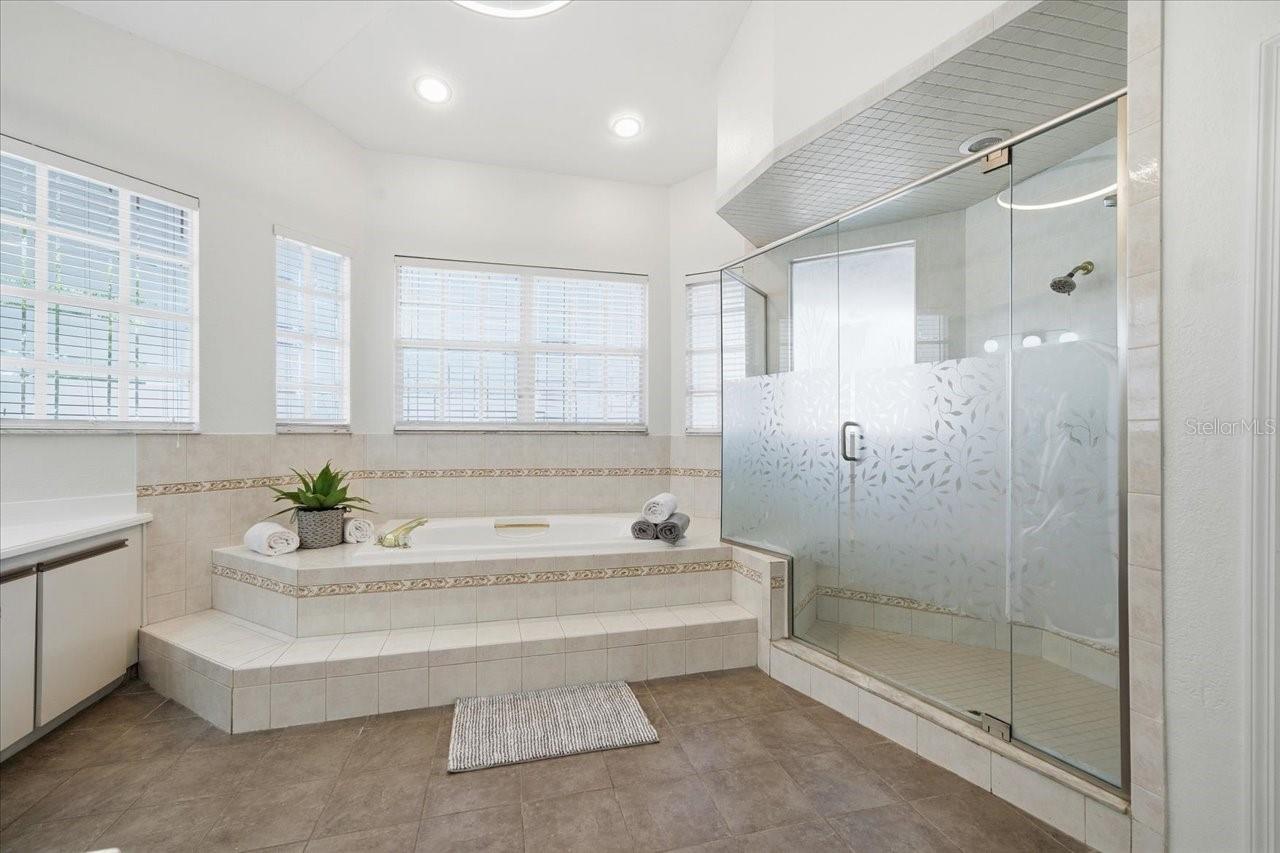 Image 48 of 90 For 3049 Geiger Court