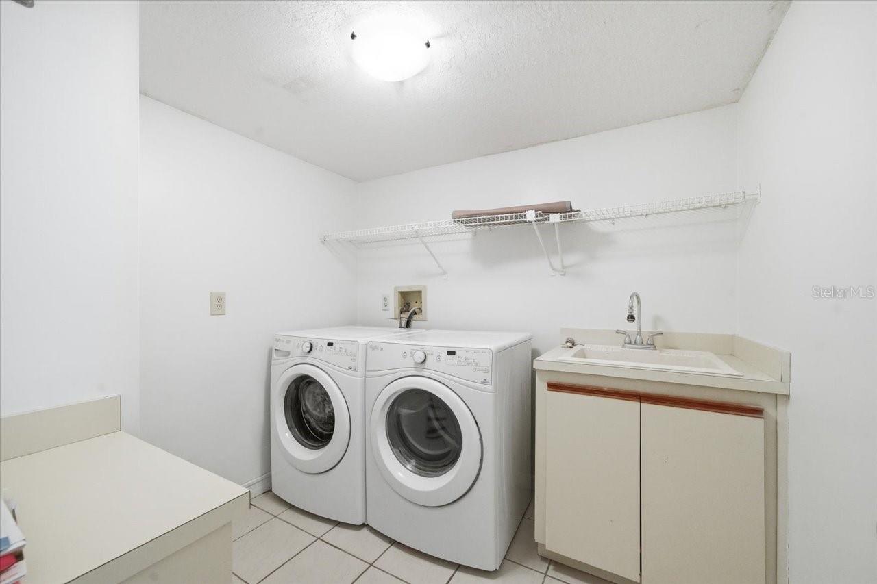 Image 71 of 90 For 3049 Geiger Court