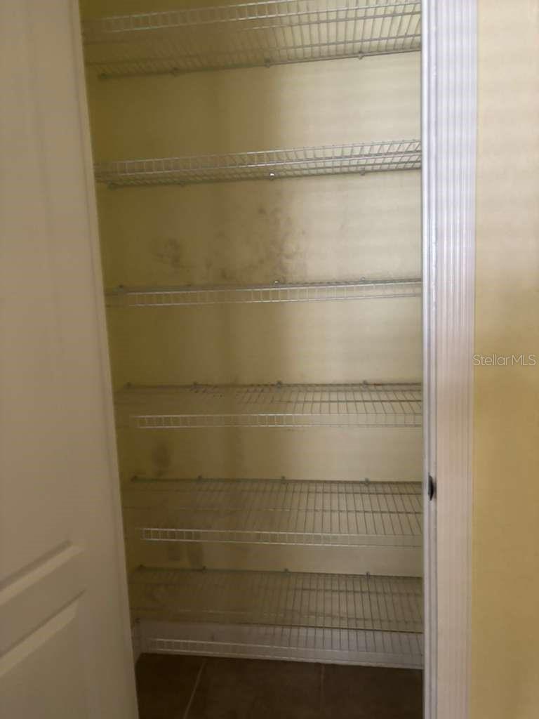 Image 17 of 75 For 3049 Laurel Street