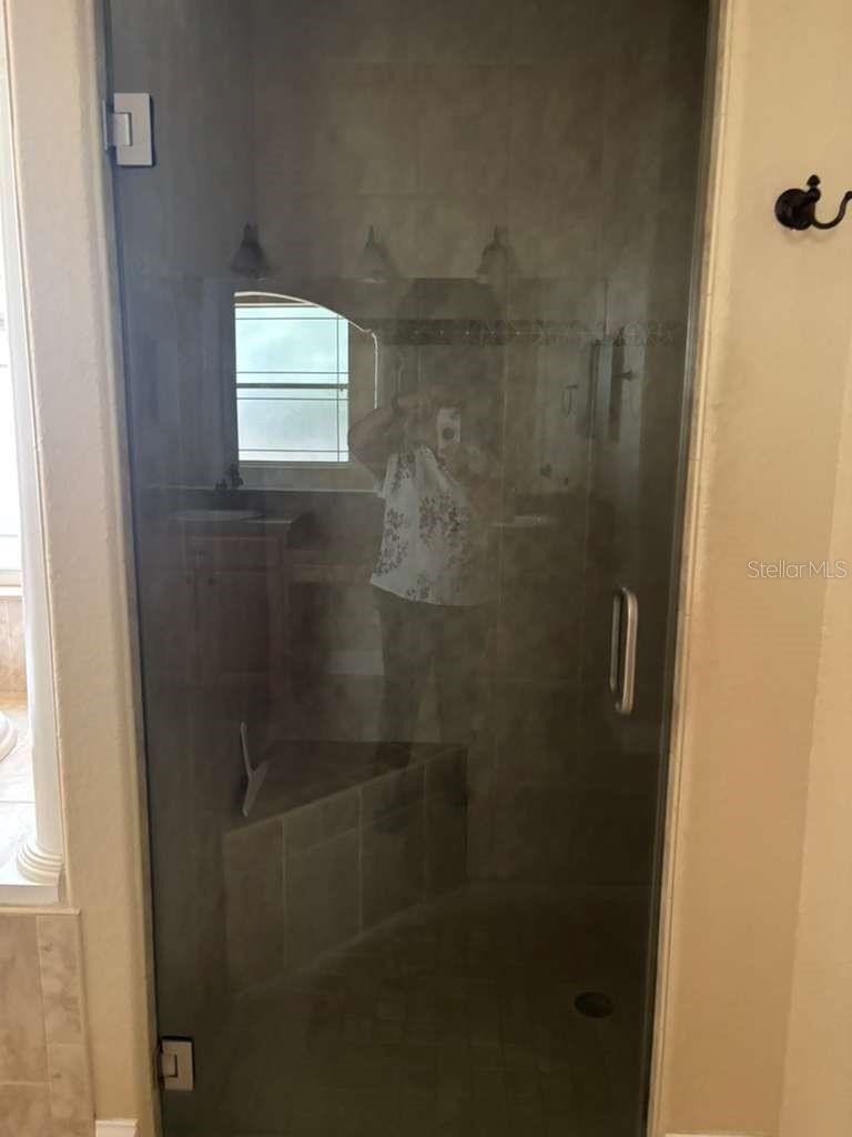 Image 25 of 75 For 3049 Laurel Street