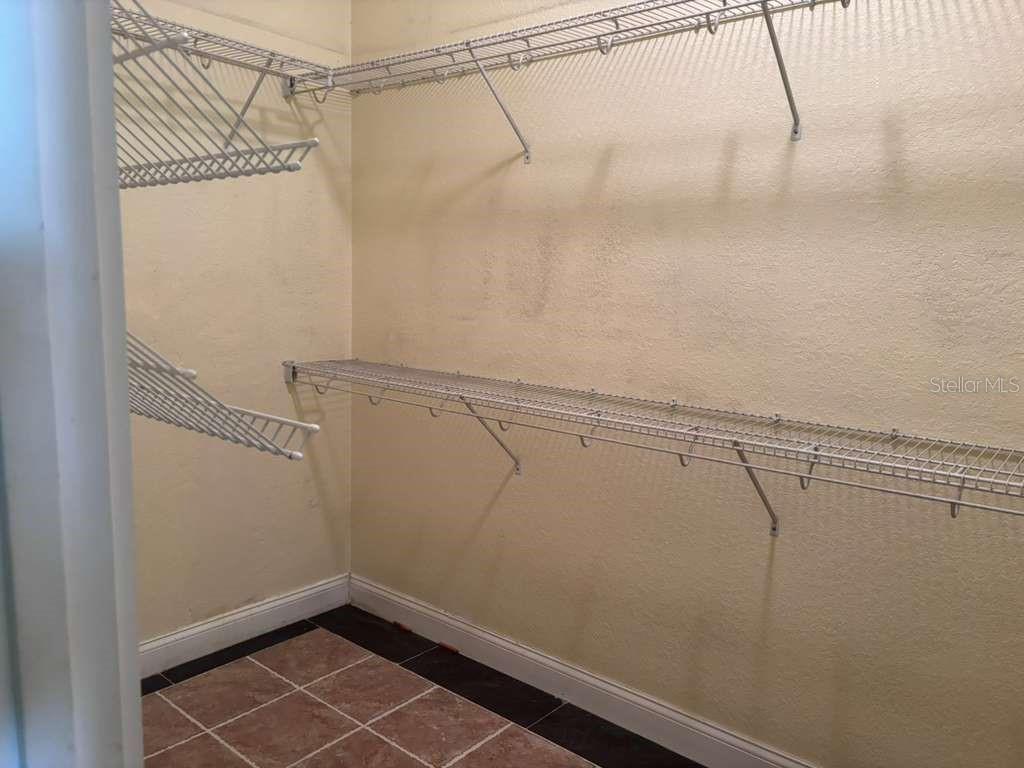 Image 28 of 75 For 3049 Laurel Street