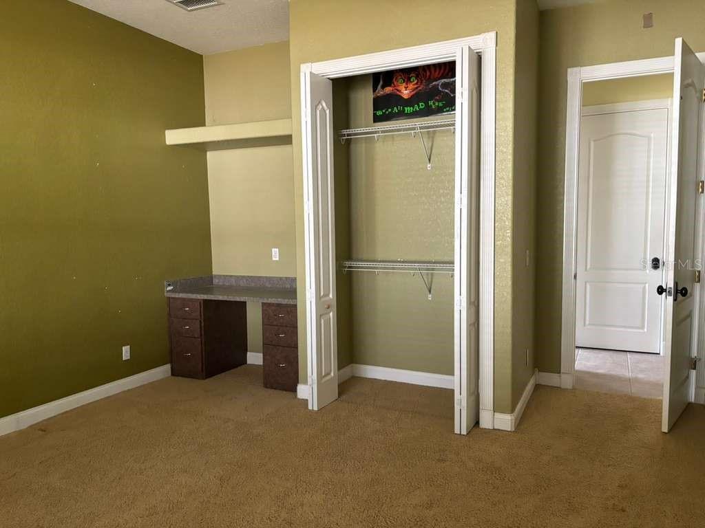 Image 35 of 75 For 3049 Laurel Street