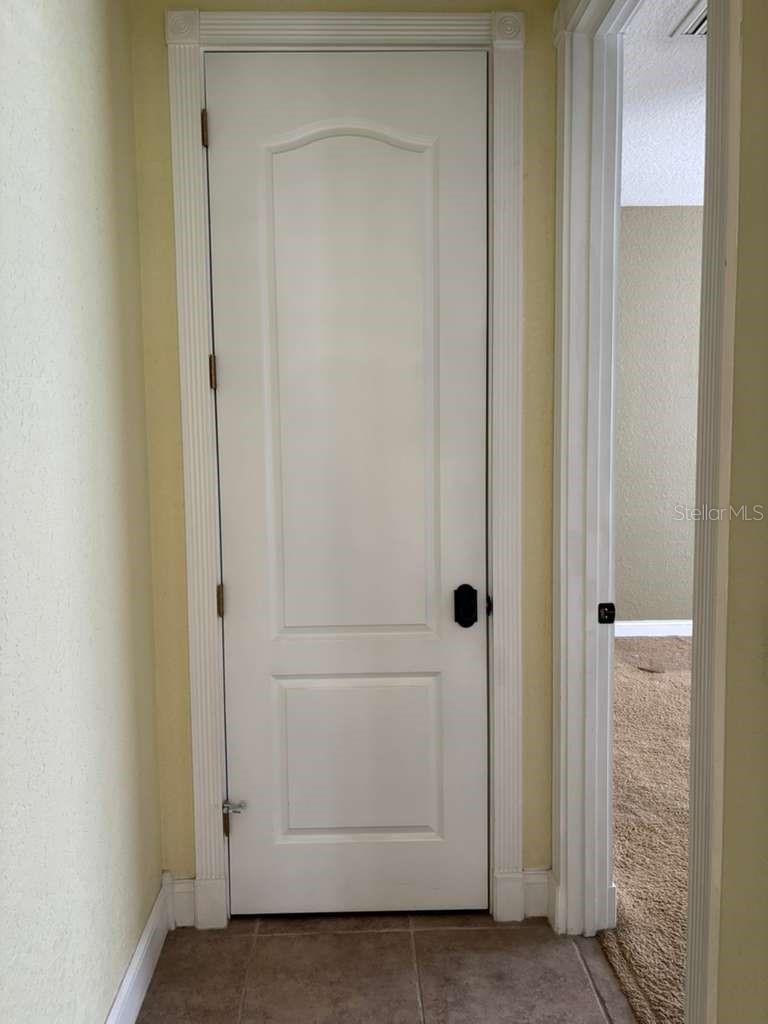 Image 53 of 75 For 3049 Laurel Street