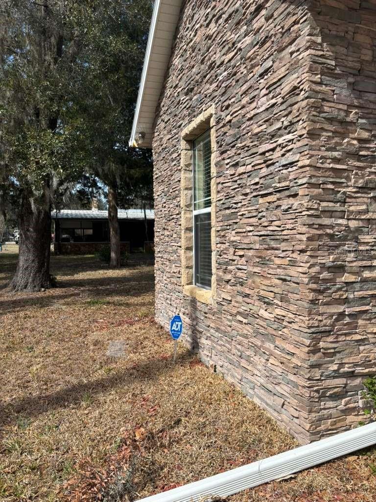 Image 74 of 75 For 3049 Laurel Street