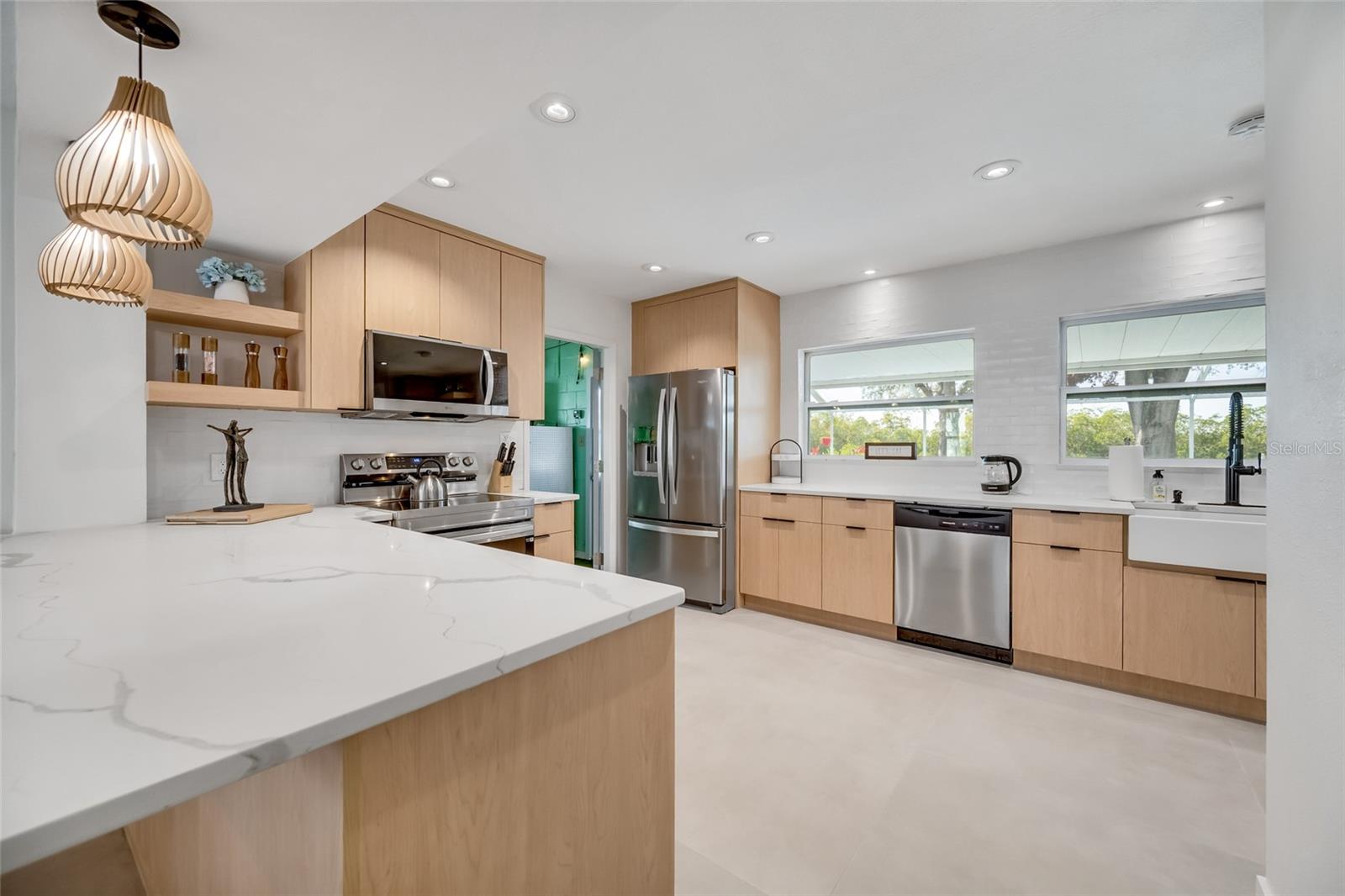 Image 11 of 56 For 4622 Bay Crest Drive