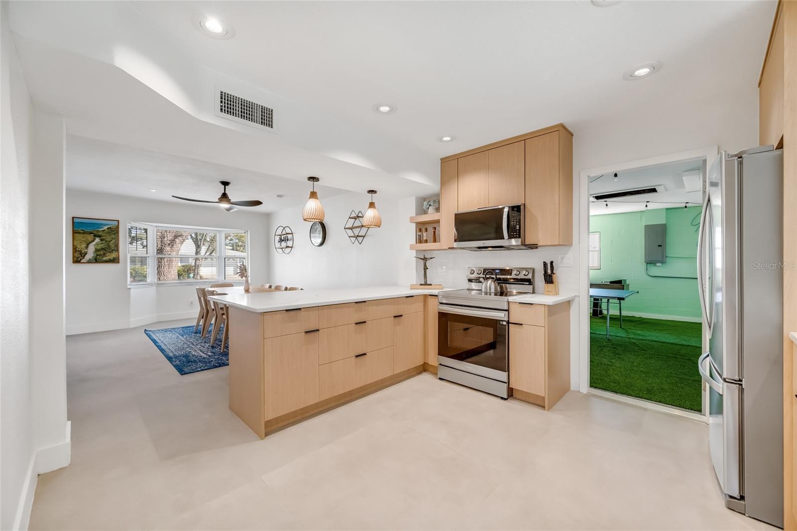 Image 12 of 56 For 4622 Bay Crest Drive