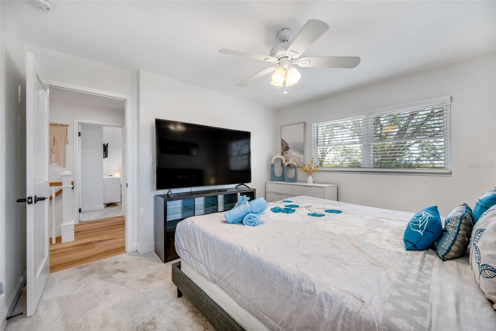 Image 32 of 56 For 4622 Bay Crest Drive