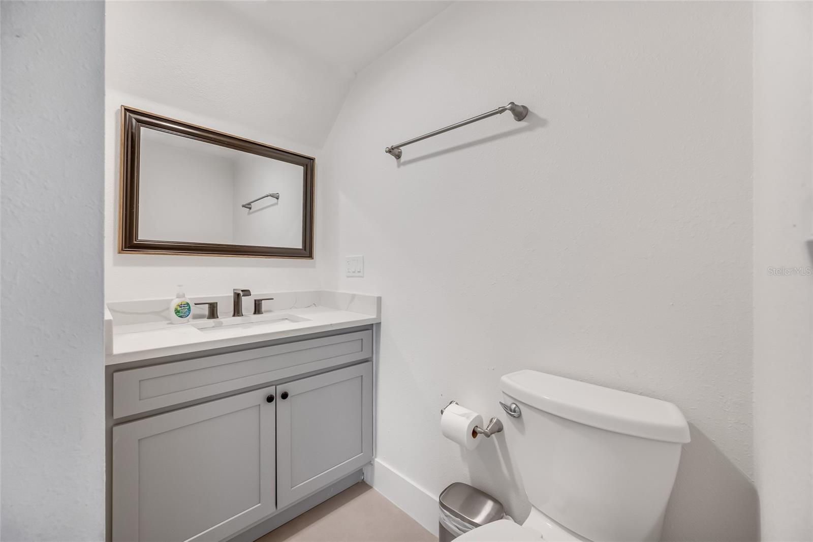 Image 37 of 56 For 4622 Bay Crest Drive