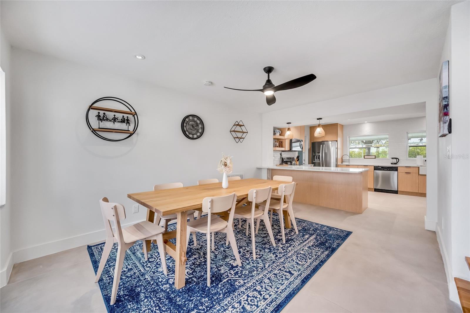 Image 7 of 56 For 4622 Bay Crest Drive