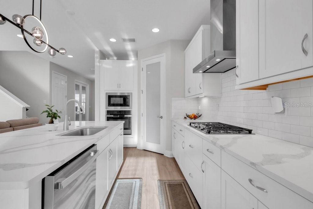 Listing photo id 14 for 14604 Horse Trot Road