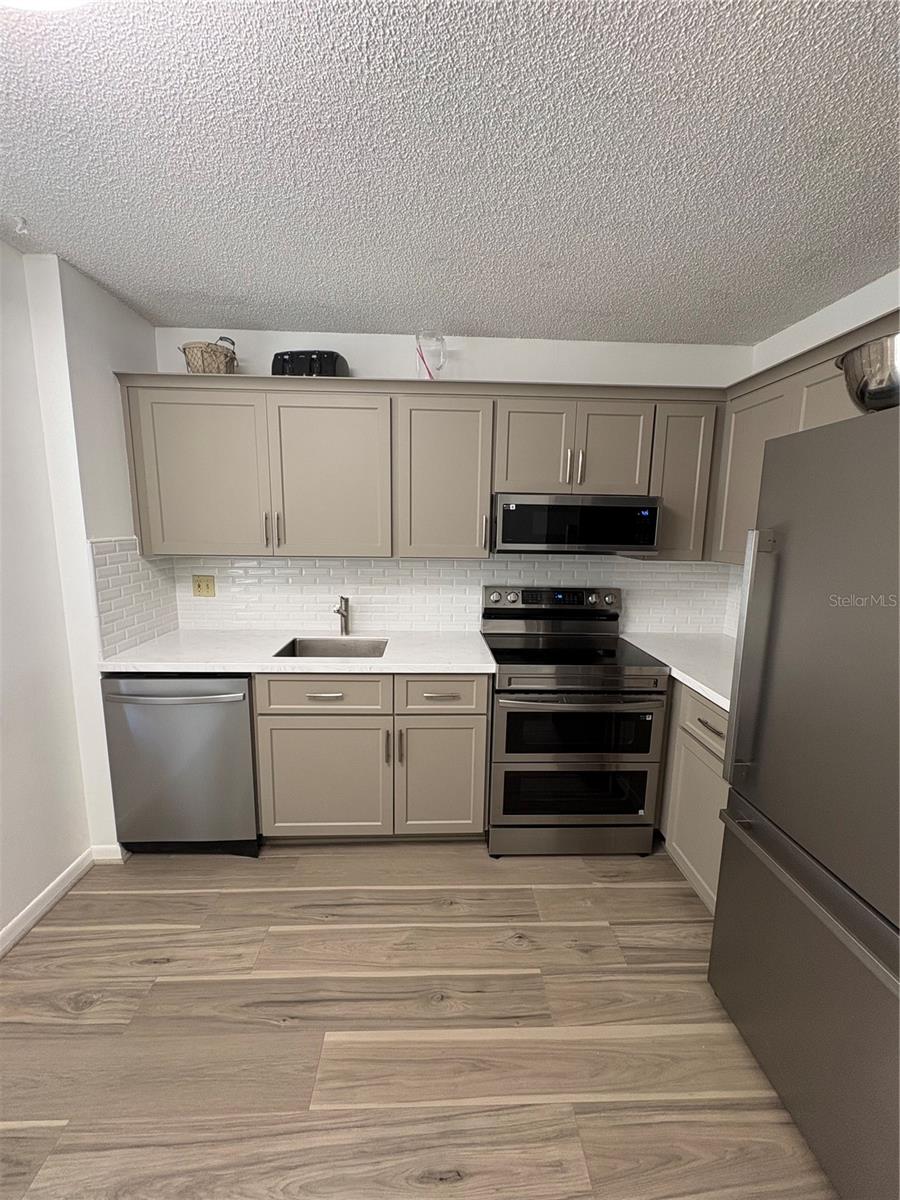 Image 10 of 28 For 2207 Belleair Road 30b