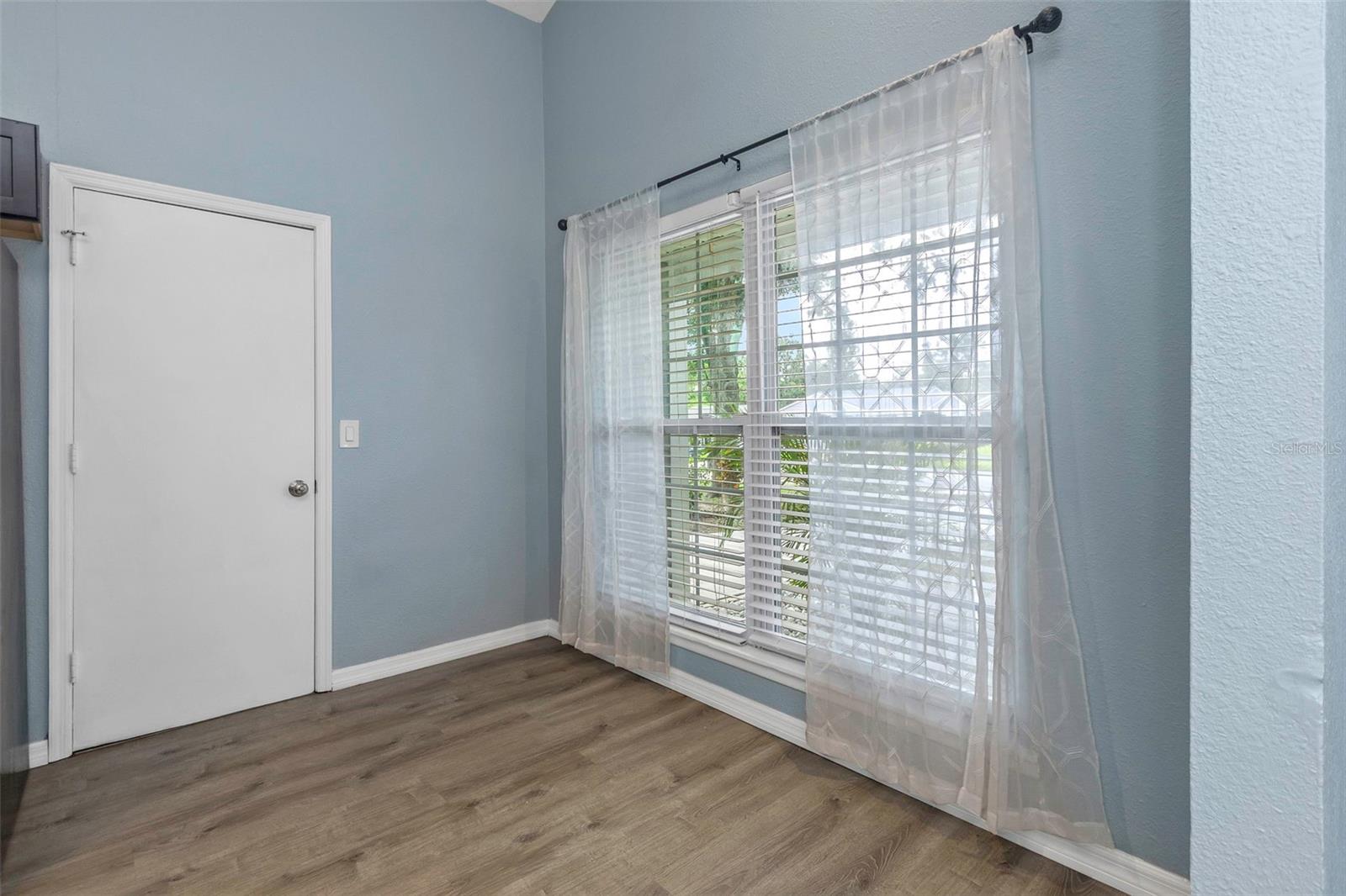 Image 10 of 23 For 2761 Cactus Hill Place