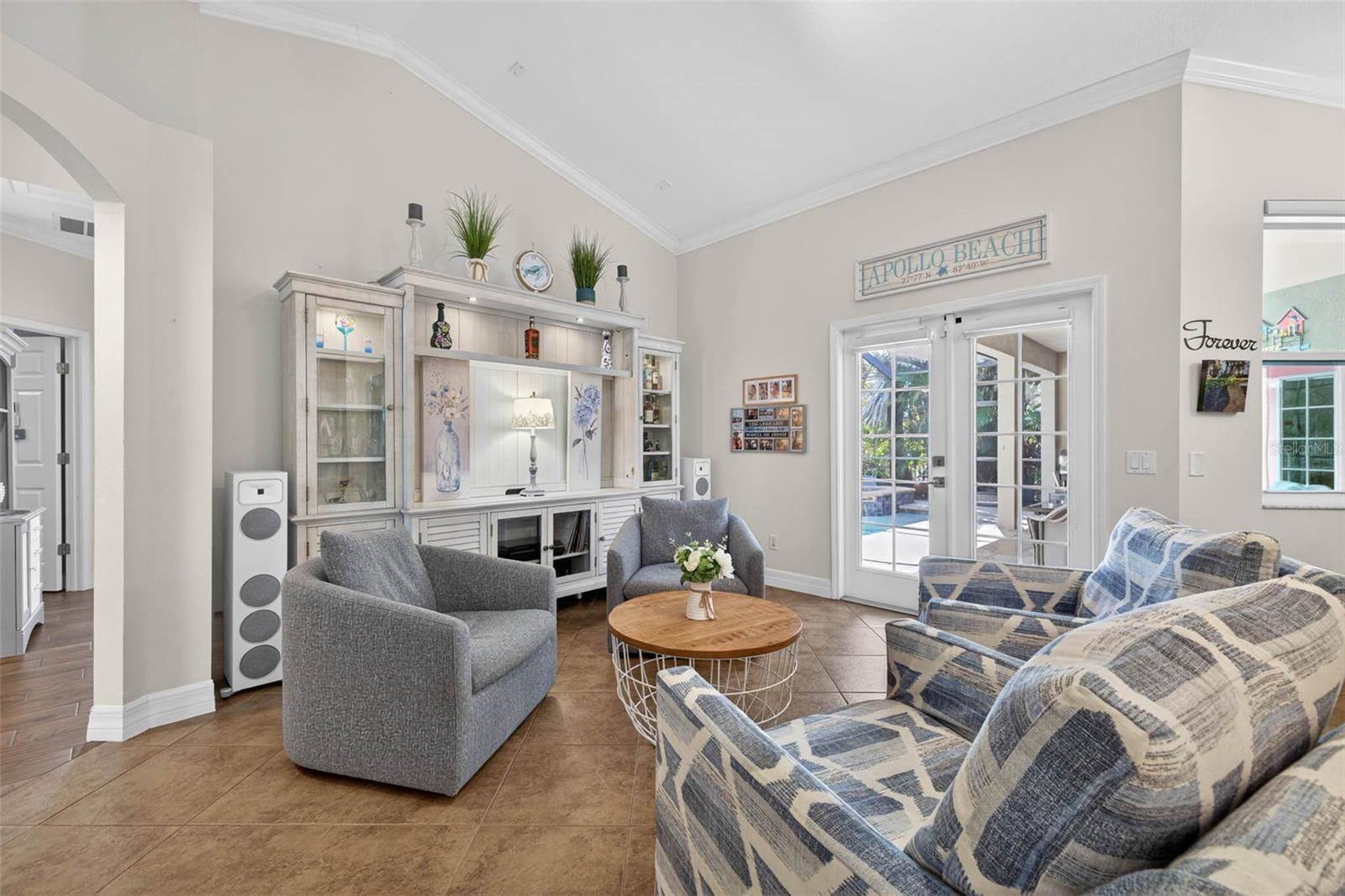 Image 15 of 58 For 5405 Coral Shell Way