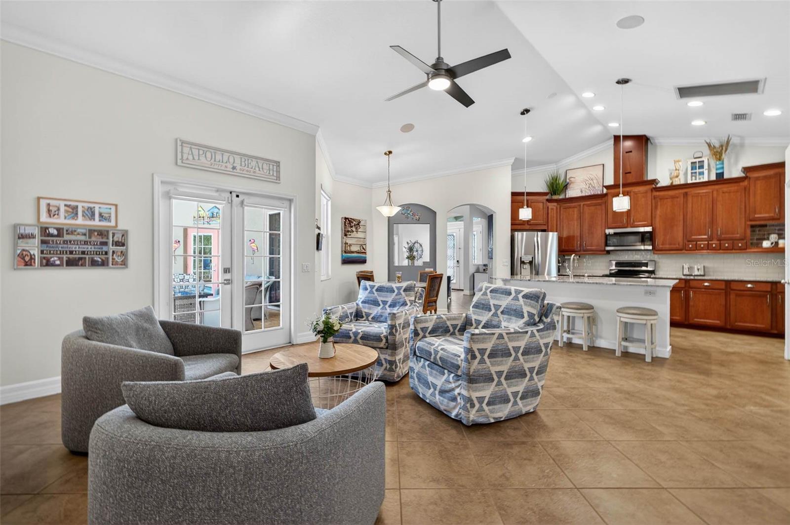 Image 18 of 58 For 5405 Coral Shell Way