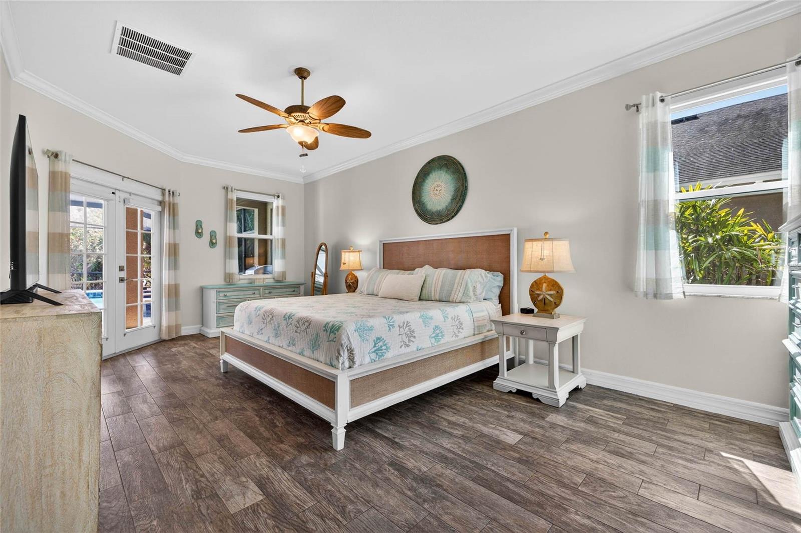 Image 26 of 58 For 5405 Coral Shell Way