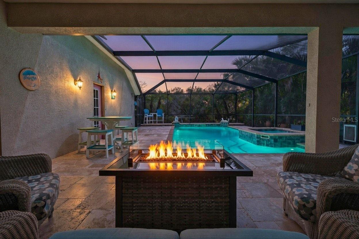 Image 4 of 58 For 5405 Coral Shell Way