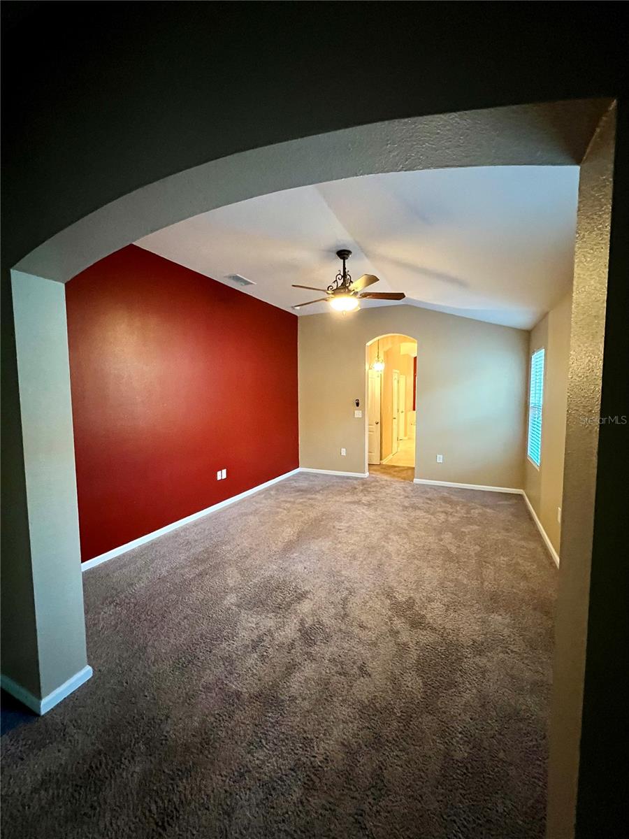 Image 27 of 46 For 353 Crescent Key Drive