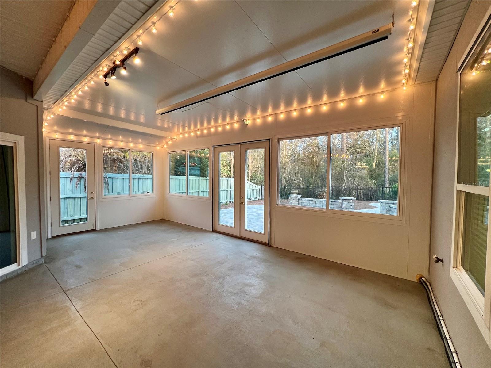 Image 40 of 46 For 353 Crescent Key Drive