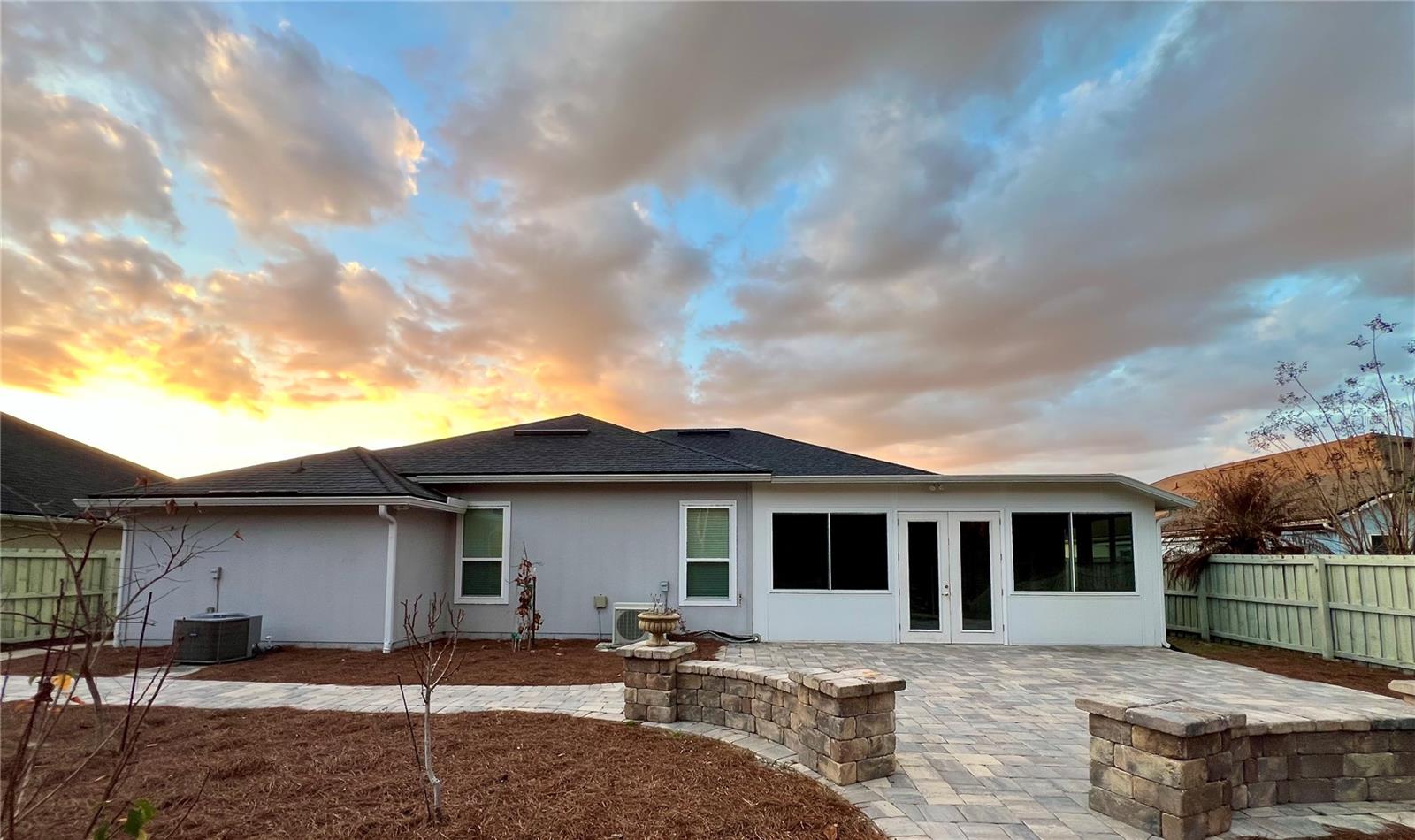 Image 43 of 46 For 353 Crescent Key Drive