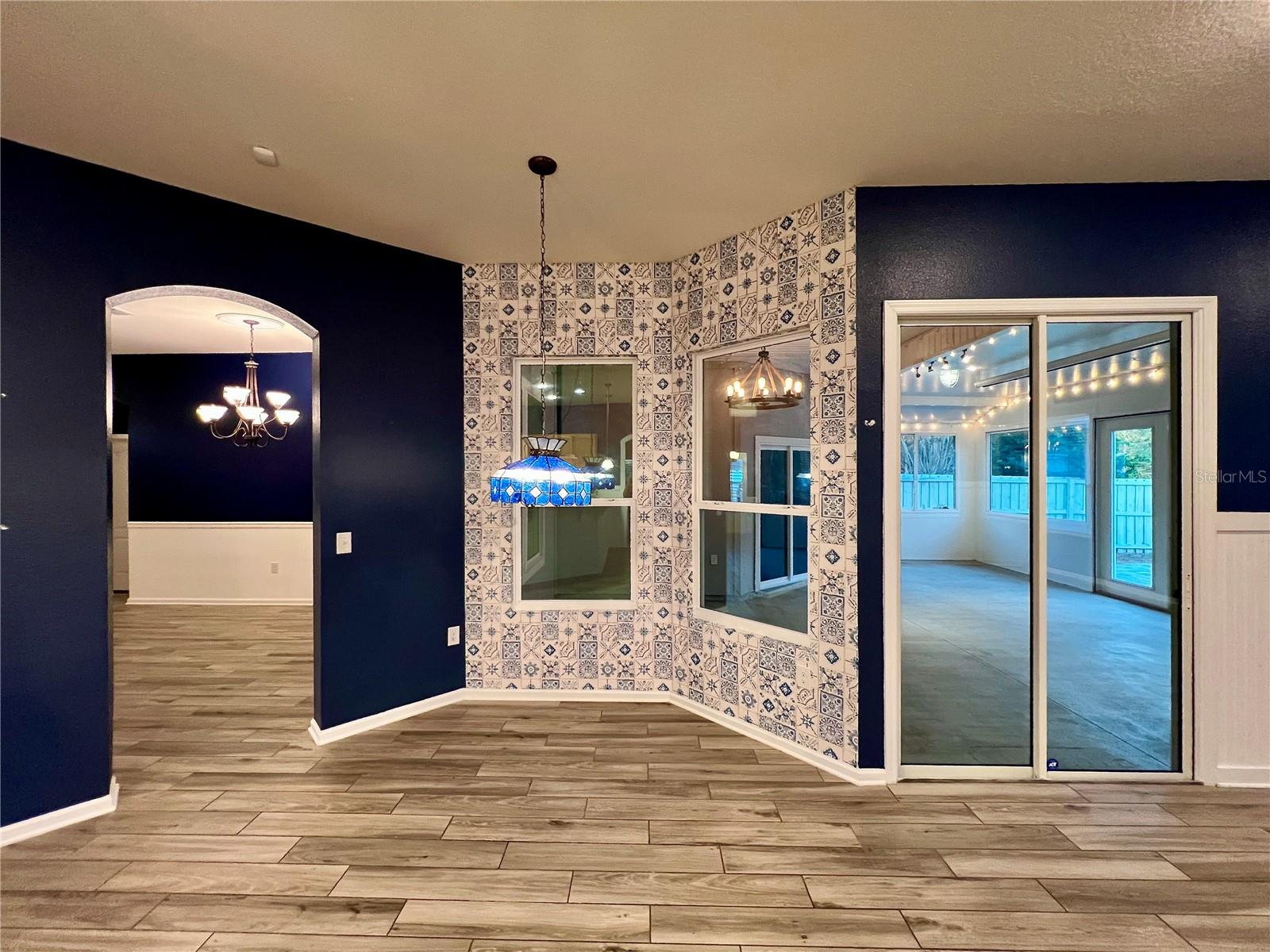 Image 7 of 46 For 353 Crescent Key Drive