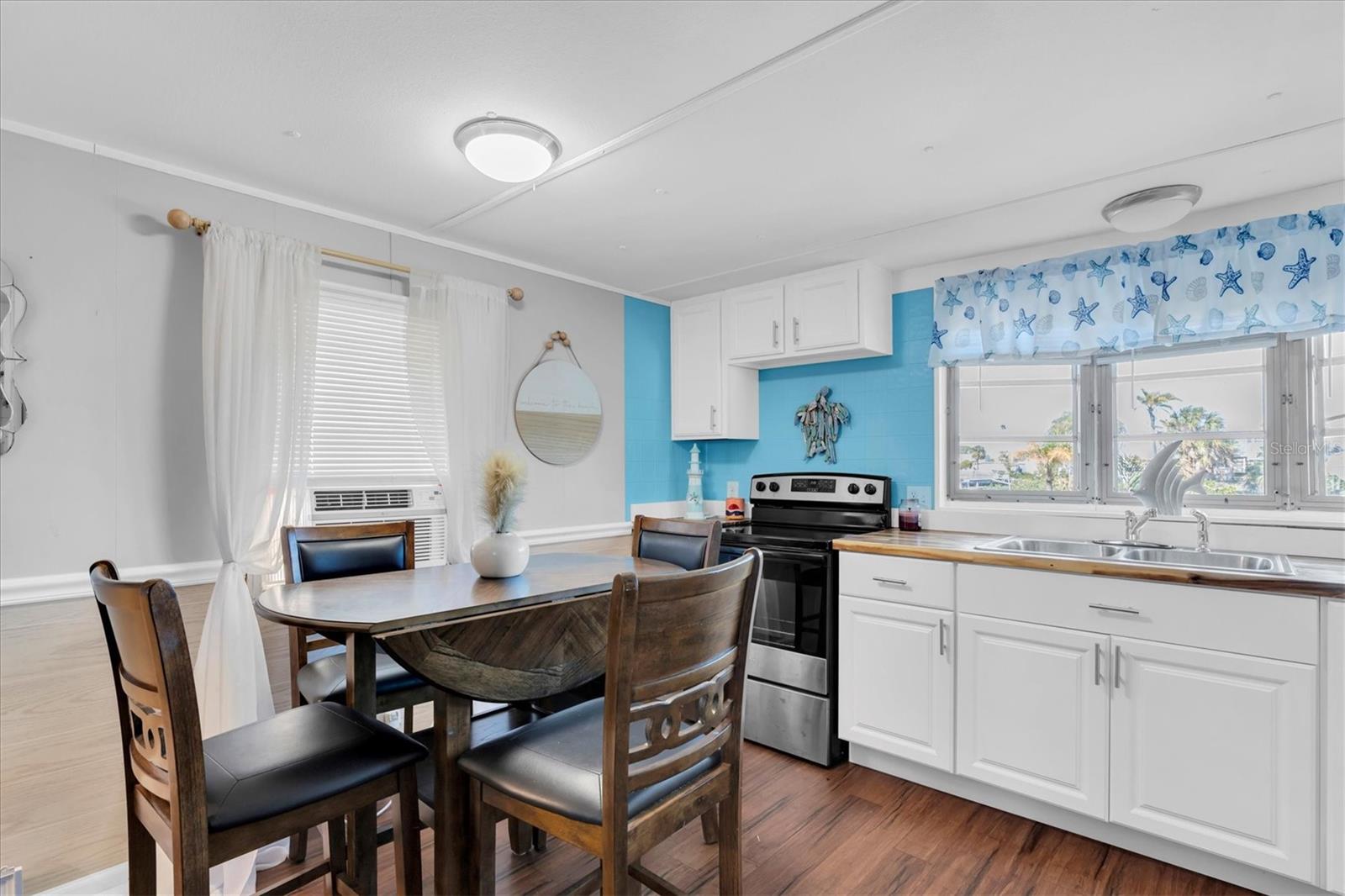 Image 16 of 87 For 6627 Tower Drive