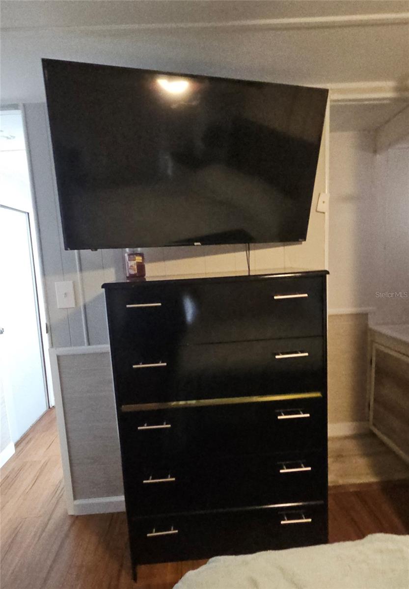 Image 24 of 87 For 6627 Tower Drive