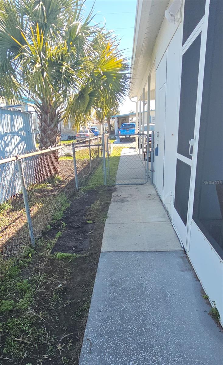 Image 37 of 87 For 6627 Tower Drive