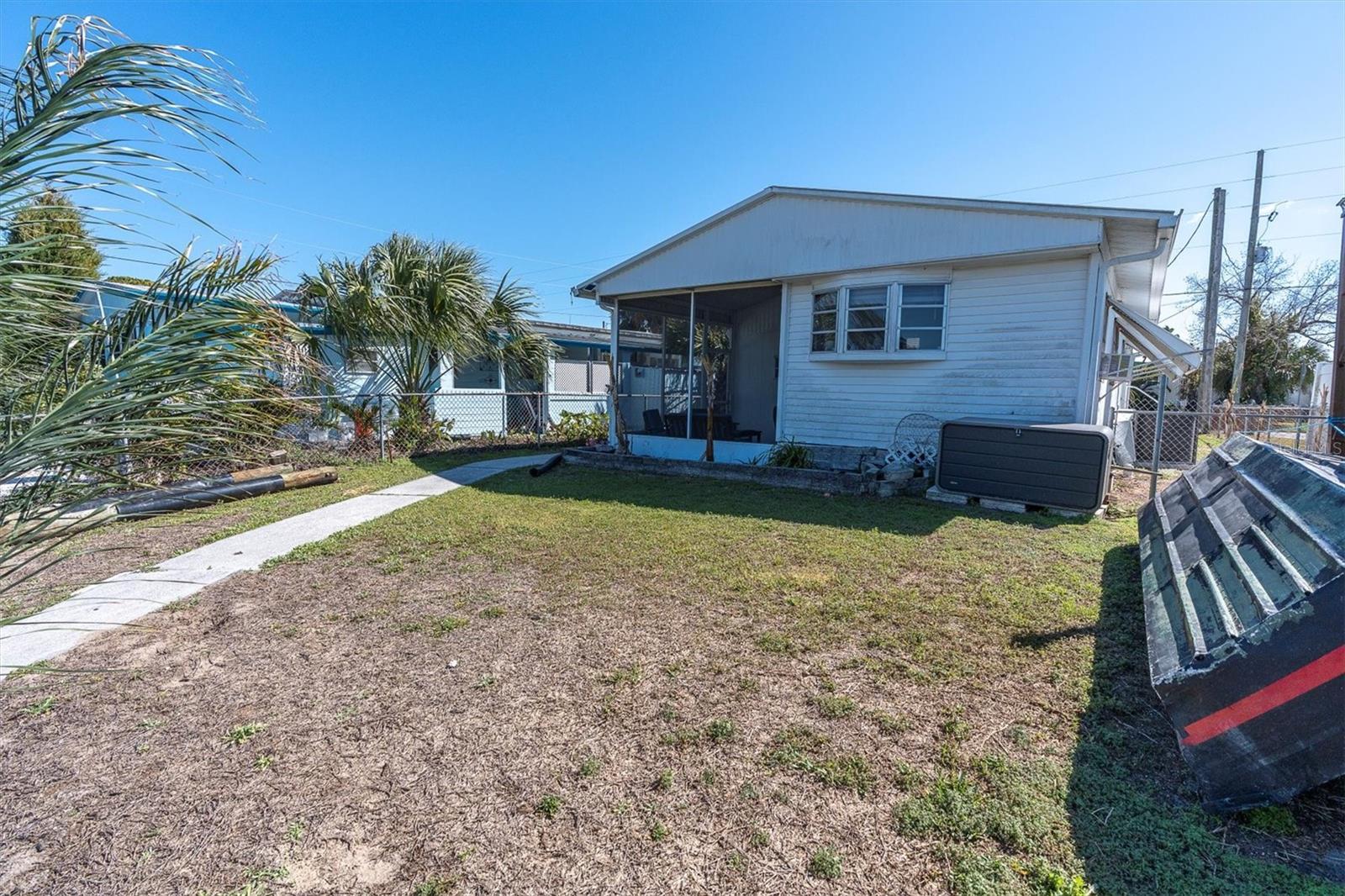 Image 40 of 87 For 6627 Tower Drive