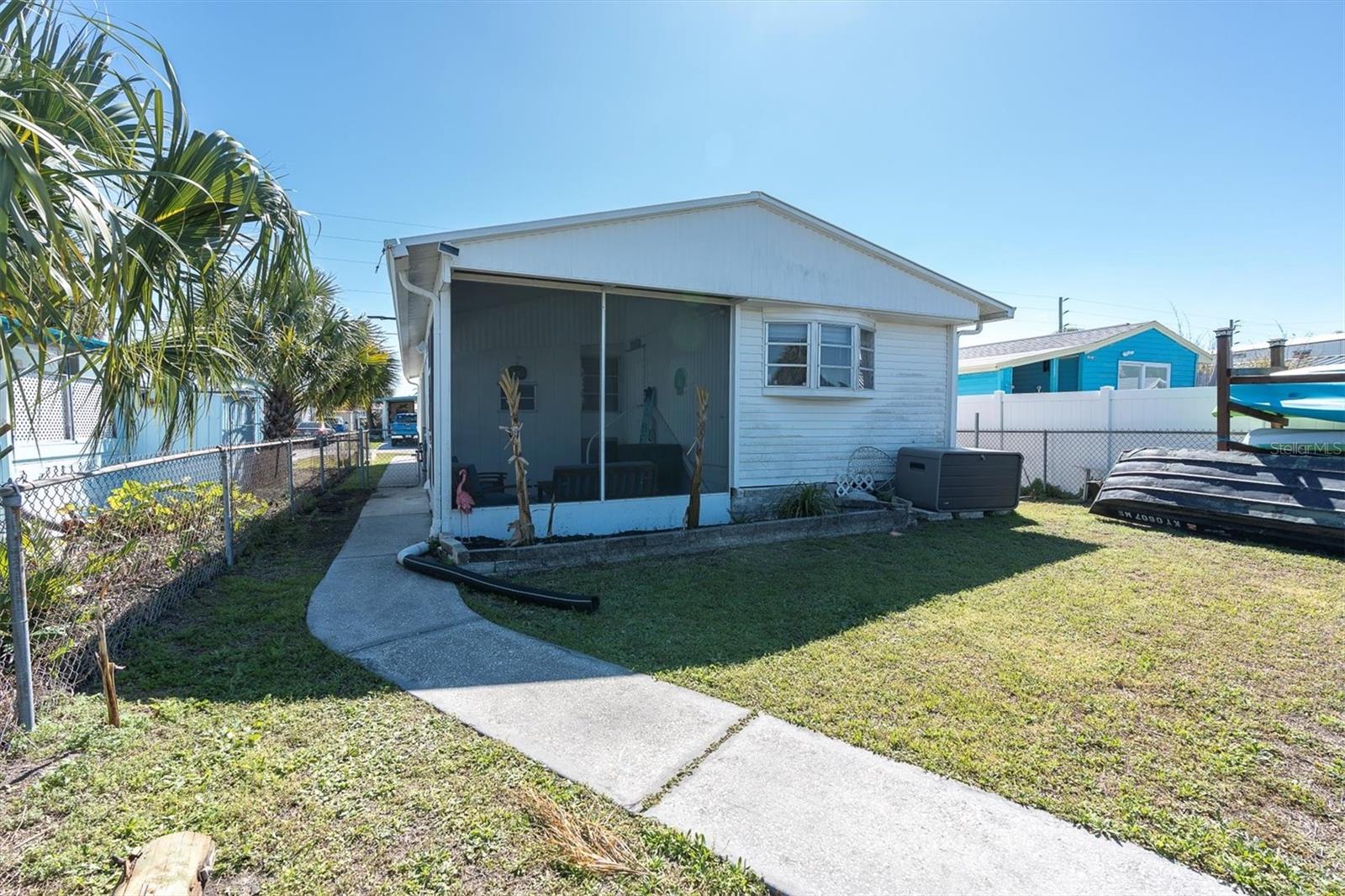 Image 8 of 87 For 6627 Tower Drive