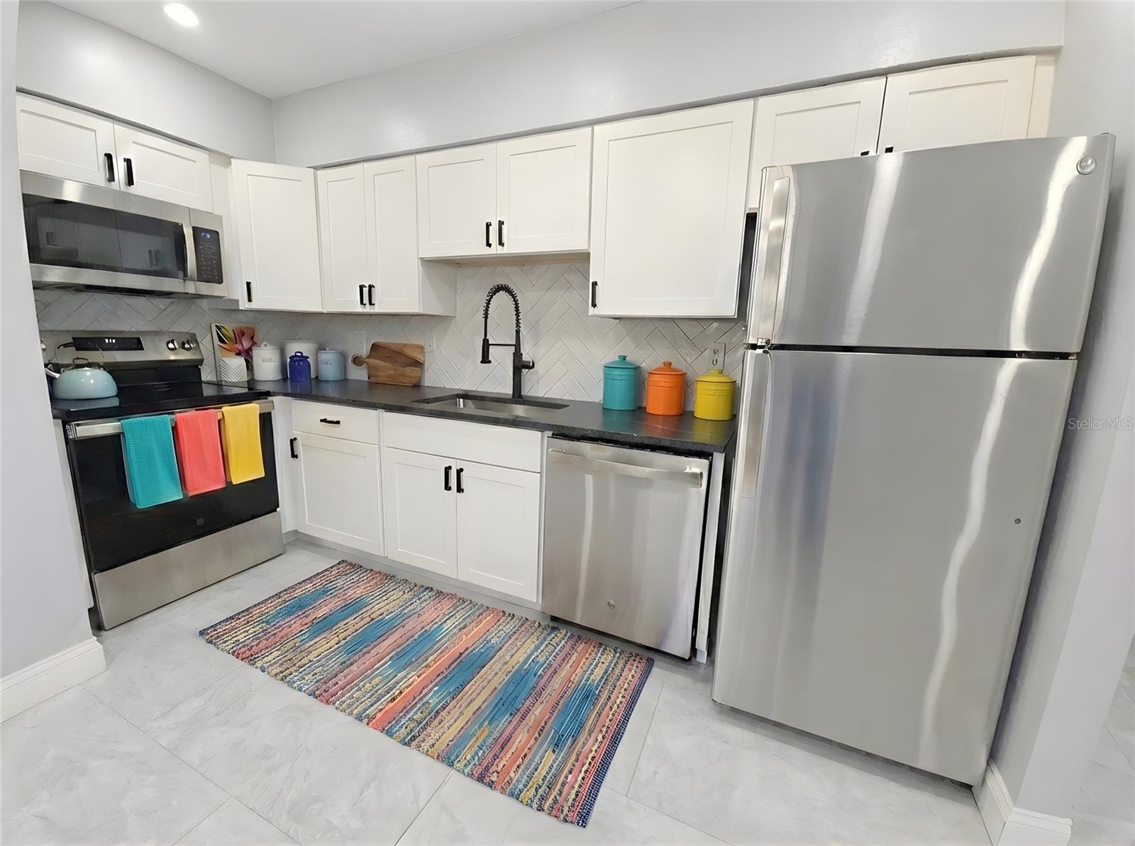 Image 3 of 12 For 2941c Shore Drive