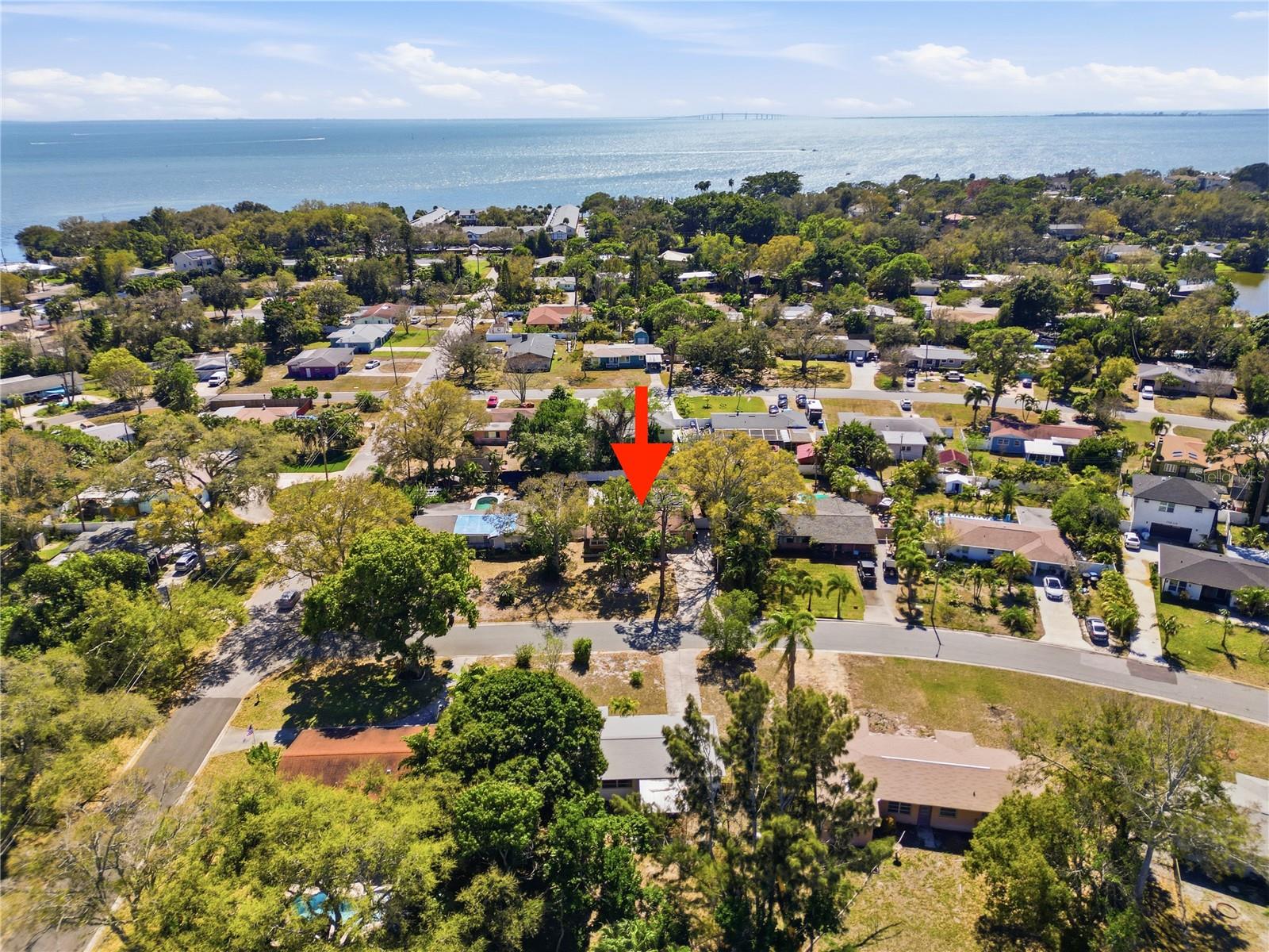 Listing photo id 29 for 718 Bay Vista Boulevard S