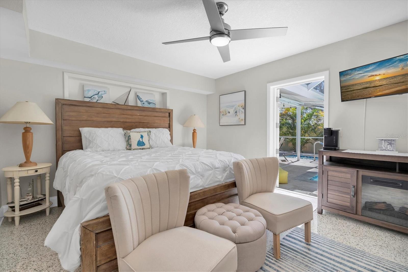 Image 24 of 42 For 2534 Mineola Drive S