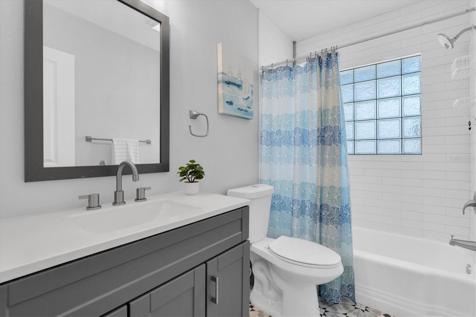 Image 26 of 42 For 2534 Mineola Drive S