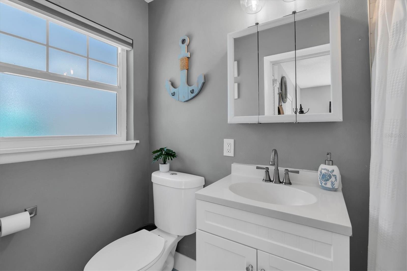 Image 27 of 42 For 2534 Mineola Drive S