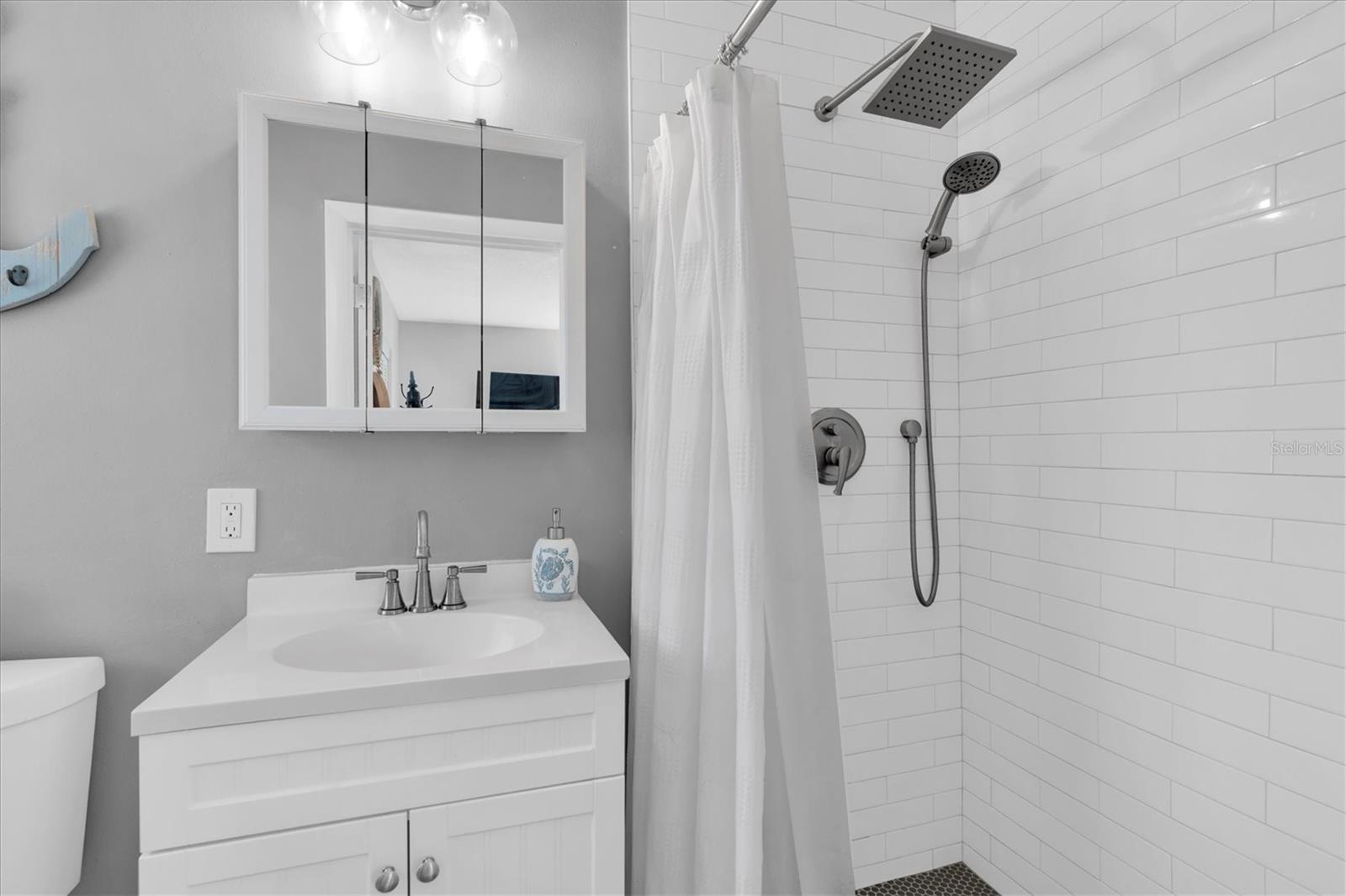 Image 28 of 42 For 2534 Mineola Drive S