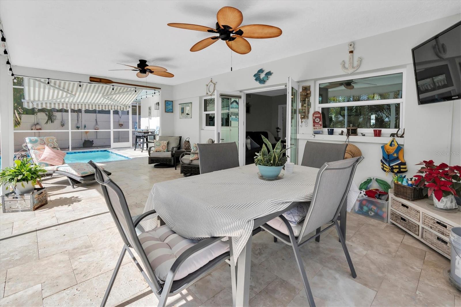 Image 33 of 42 For 2534 Mineola Drive S