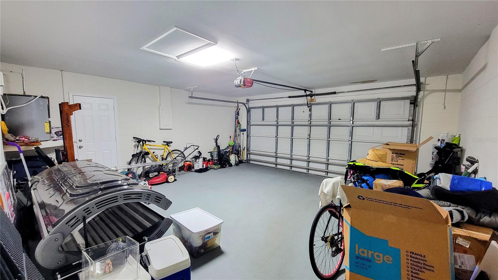 Image 13 of 28 For 7051 Wentworth Way