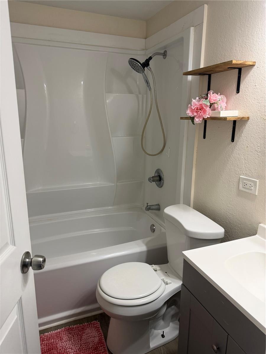 Image 7 of 9 For 6832 Narra Street