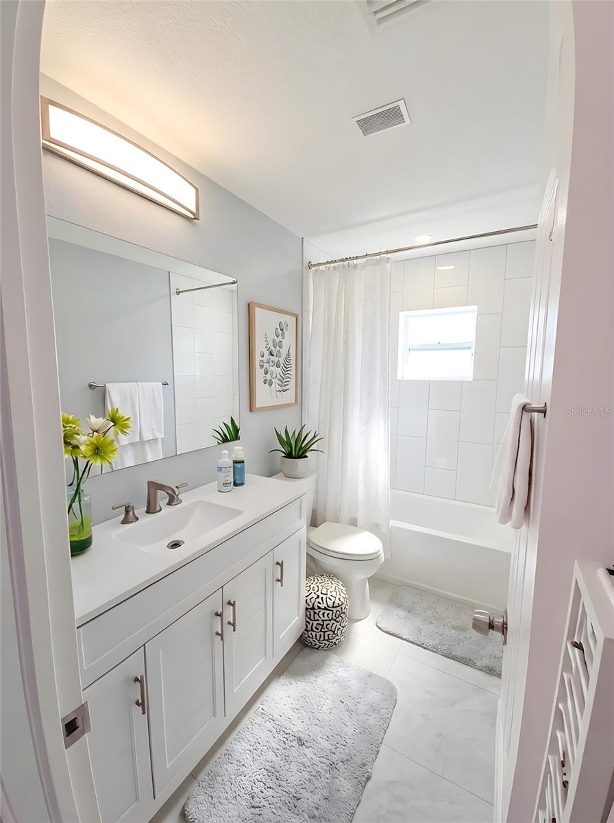 Image 5 of 11 For 2941a Shore Drive