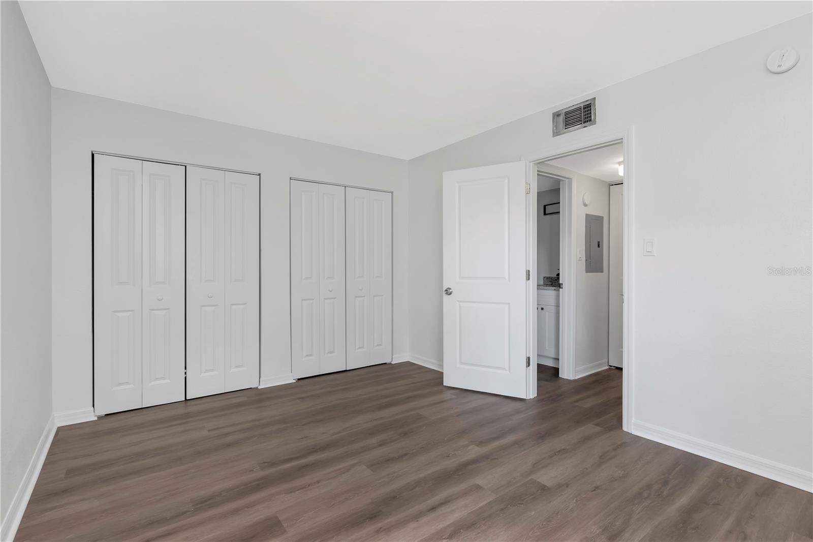 Image 10 of 25 For 2424 Tampa Bay Boulevard F103